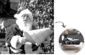 Kerst Tafelkleed - Kerstmis Decoratie - Tafellaken - De Kerstman controleert zijn lijst - zwart wit - 100x100 cm - Kerstmis Versiering