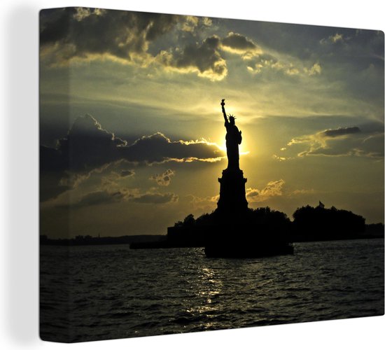 Canvas schilderij 160x120 cm - Wanddecoratie Silhouet van het Amerikaanse Vrijheidsbeeld in New York - Muurdecoratie woonkamer - Slaapkamer decoratie - Kamer accessoires - Schilderijen