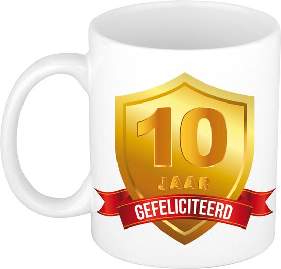 Foto: Gefeliciteerd 10 jaar gouden schild jubileum getrouwd verjaardag mok cadeau beker verjaardag jubileum 10 jaar in dienst