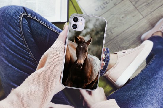 Coque iPhone 11 - Paarden - Forêt - Berg - Coque de téléphone en Siliconen