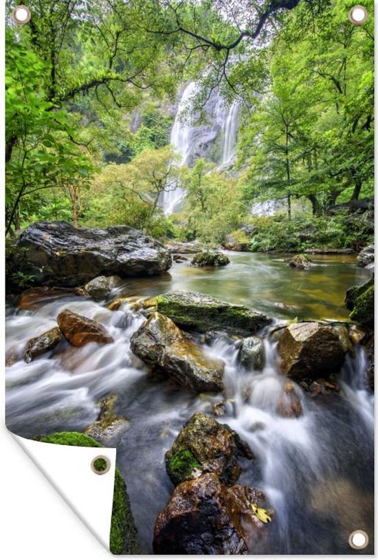 Muurdecoratie De hoge waterval stroomt via rotsblokken in het Klong Lan National Park naar beneden - 120x180 cm - Tuinposter - Tuindoek - Buitenposter