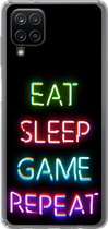 Geschikt voor Samsung Galaxy A12 hoesje - Gaming - Led - Quote - Eat sleep game repeat - Gamen - Siliconen Telefoonhoesje