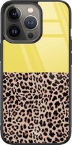 iPhone 13 Pro hoesje glass - Luipaard geel | Apple iPhone 13 Pro  case | Hardcase backcover zwart