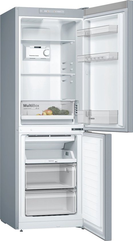 Bosch koel-vriescombinatie met open deuren, tonende 'MultiBox' met groenten, temperatuurregeling en vrieslades.