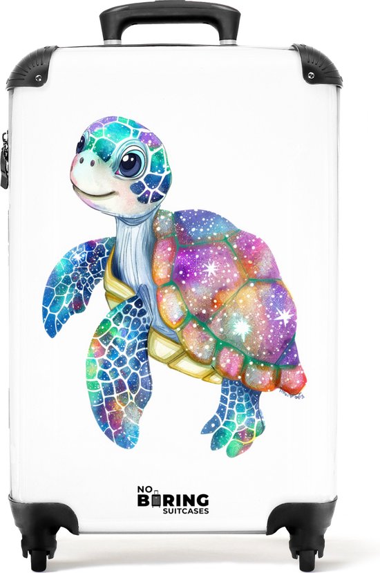 Witte handbagage koffer met een grote, kleurrijke schildpad print en zwarte wieltjes.