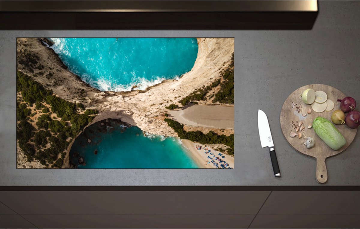 Inductieplaat Beschermer - Bovenaanzicht van Mediteraanse Cliffs - 90x55 cm - 2 mm Dik - Inductie Beschermer - Bescherming Inductiekookplaat - Kookplaat Beschermer van Wit Vinyl