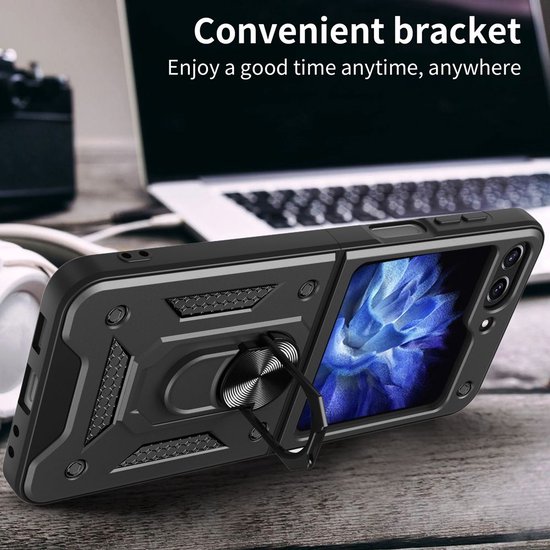 Zwart pantser telefoonhoesje met draaibare ring, gebruikt als handige standaard.