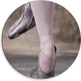 Dibond Wandcirkel - Ballerina op Spitzen - 50x50cm Foto op Aluminium Wandcirkel (met ophangsysteem)