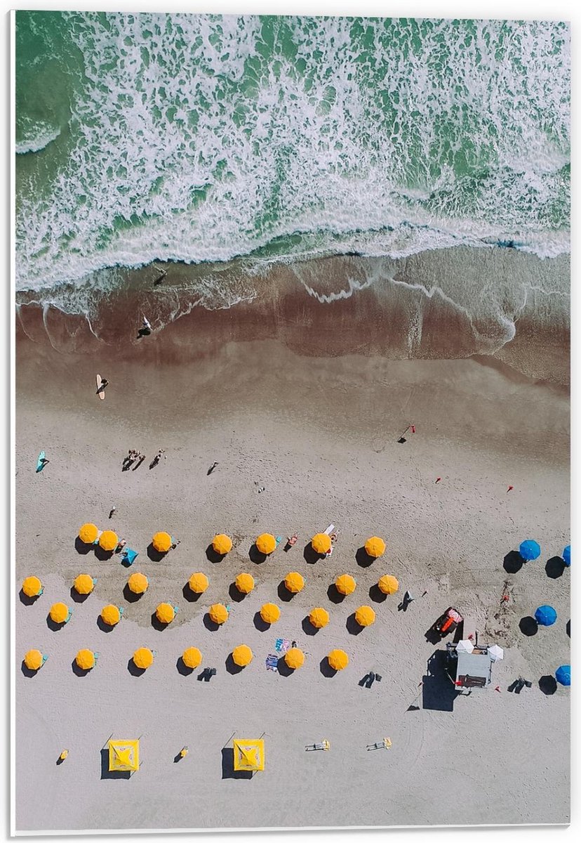 Forex - Strand met Gele Parasolletjes - 40x60cm Foto op Forex