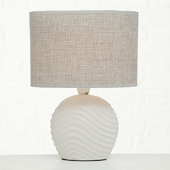 Witte tafellamp/bureaulamp van porselein met beige lampenkap - Schemerlamp  28 cm - E14... | bol.com