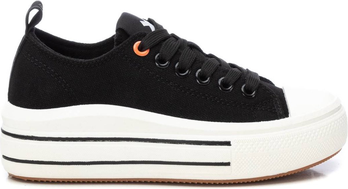 XTI 150853 Trainer - ZWART