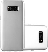 Cadorabo Hoesje geschikt voor Samsung Galaxy S8 in METALLIC ZILVER - Beschermhoes gemaakt van flexibel TPU silicone Case Cover