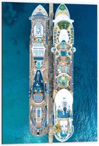 WallClassics - Dibond - Grote Cruise Schepen - 60x90 cm Foto op Aluminium (Wanddecoratie van metaal)