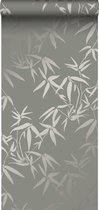 Origin Wallcoverings behangpapier bamboe bladeren warm grijs - 347739 - 0,53 x 10,05 m