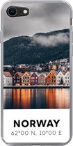 Geschikt voor iPhone 7 hoesje - Noorwegen - Scandinavië - Bergen - Winter - Siliconen Telefoonhoesje