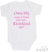 100% katoenen Romper "Oma blij want er komt weer een kleinkind bij!!!" Meisjes Katoen Wit/roze Maat 56/62