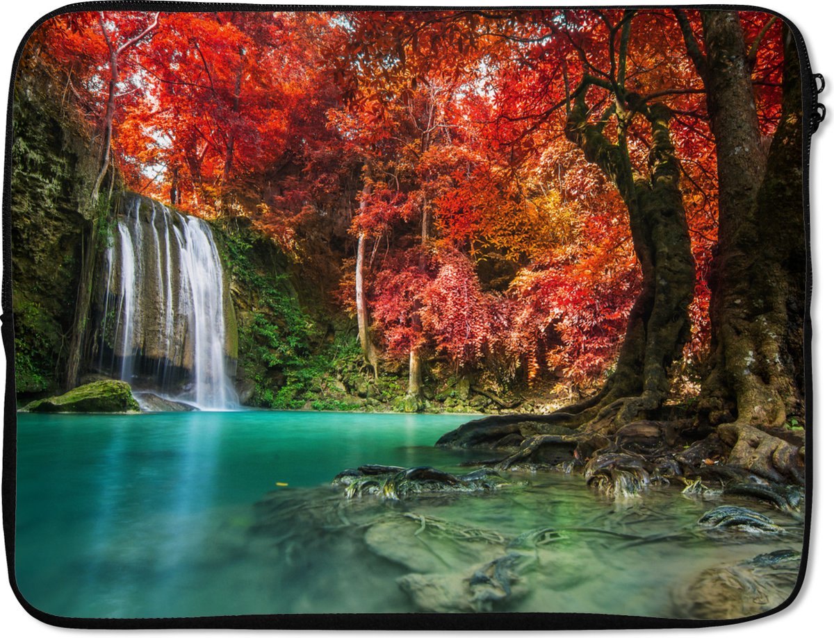 Laptophoes 17 inch - Waterval - boom - Rood - Herfst - Water - Laptop sleeve - Binnenmaat 41x28 cm - Zwarte achterkant
