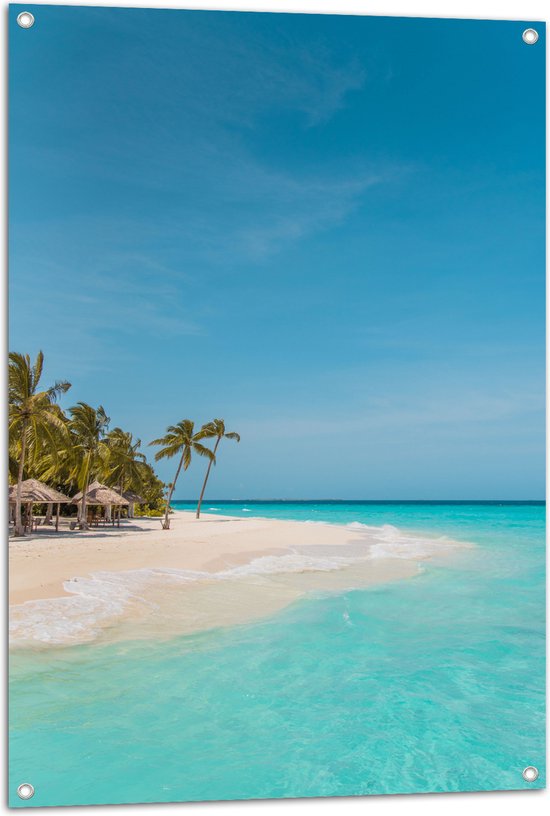 Tuinposter – Tropisch Strand met Palmbomen - 70x105 cm Foto op Tuinposter (wanddecoratie voor buiten en binnen)