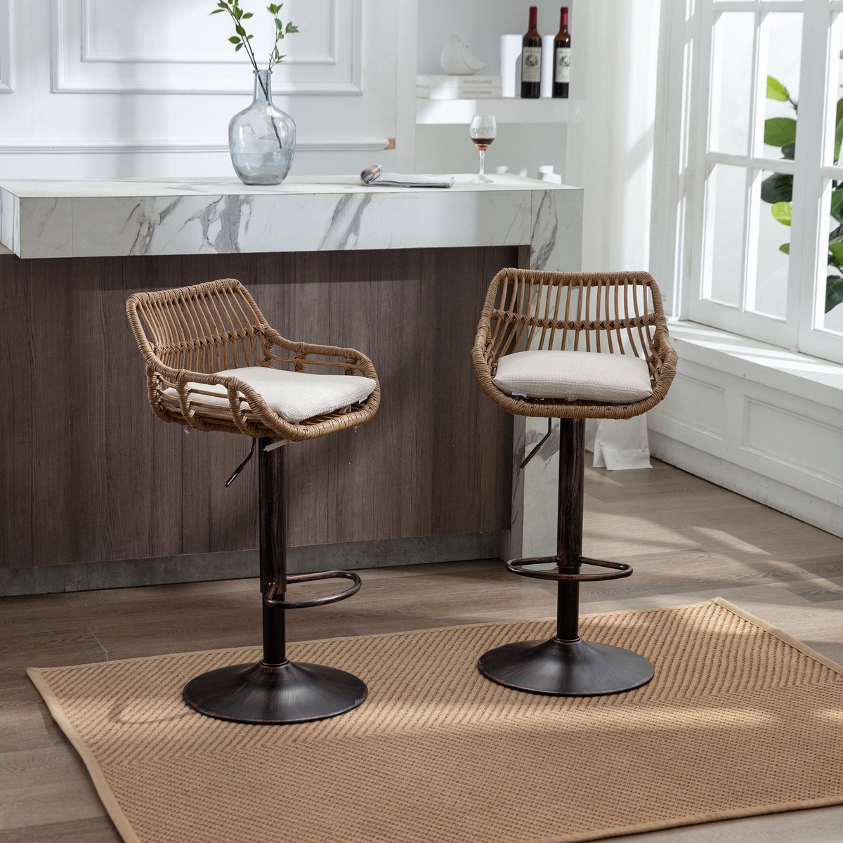 Merax Barkrukken Set van 2 – Verstelbare Barstoelen met Rattan Rugleuning – 360° Draaibaar met Voetsteun – Beige met Bruin