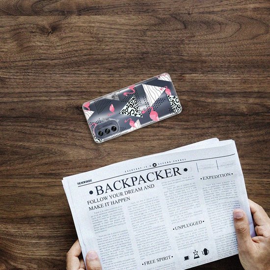 Coque pour Motorola Moto G62 5G Housse TPU Silicone Etui Triangle Flamingo