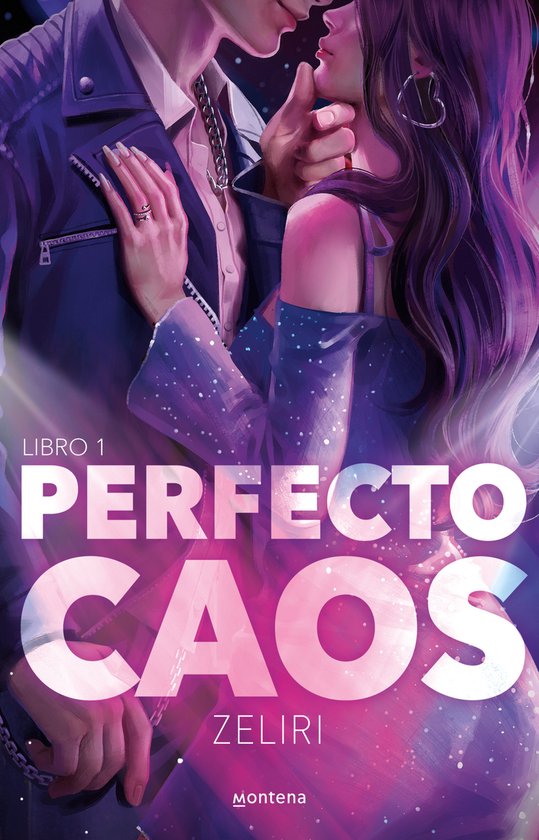 Boek kaft met de titel "PERFECTO CAOS LIBRO 1". Twee personen omhelzen elkaar, vrouw draagt jurk met glitter.