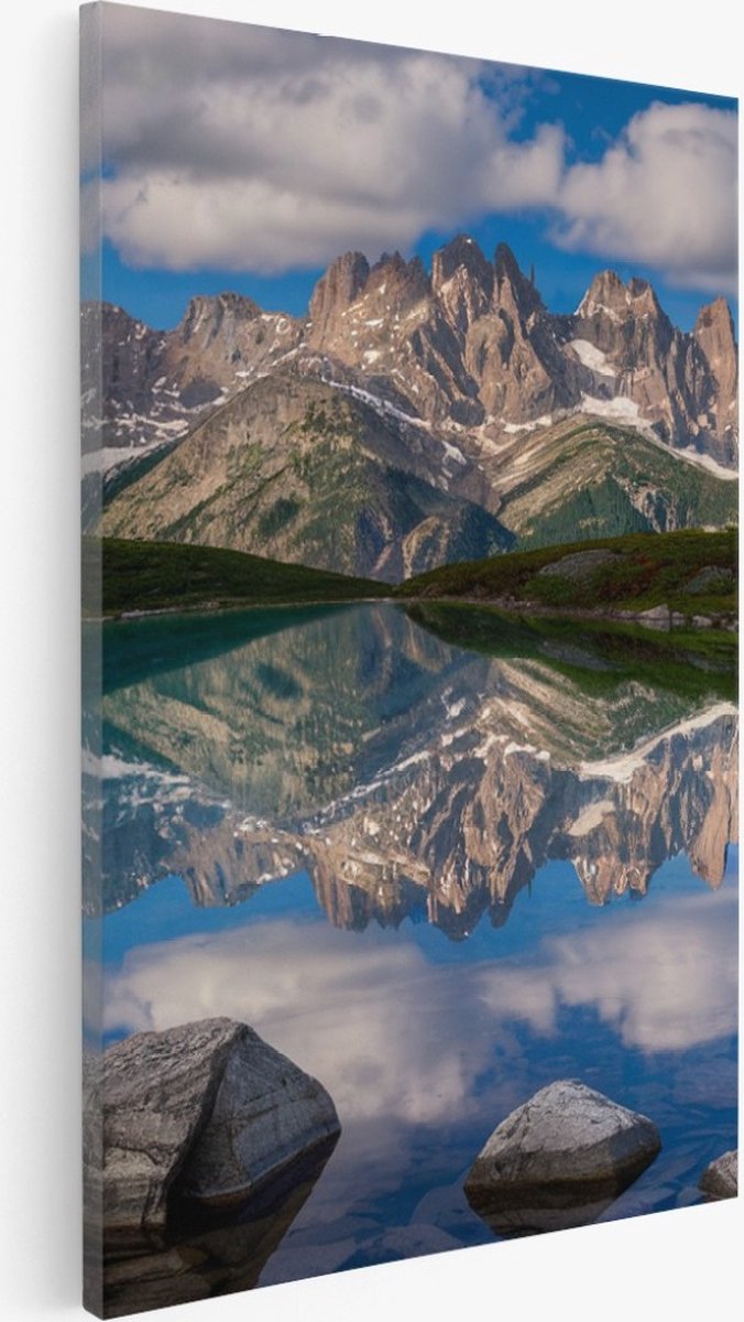 Saammp Canvas Schilderij - Tussen de bergen - Landschap - Bloemen - Natuur - 40x60 - Foto op canvas - Wanddecoratie - Muurdecoratie Woonkamer - Slaapkamer decoratie - Canvas Print Multicolor