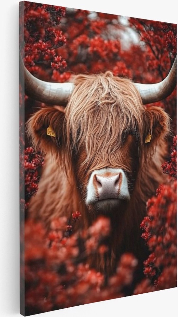 Saammp Canvas Schilderij - Koe tussen de rode bloemen - Dieren - Natuur - 100x150 - Foto op canvas - Wanddecoratie - Muurdecoratie Woonkamer - Slaapkamer decoratie - Canvas Print Multicolor
