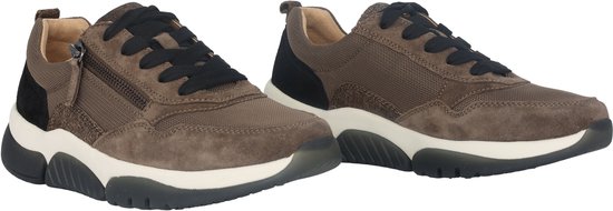 Bruine Gabor dames sneakers met rits en veters. Suède en textiel details.