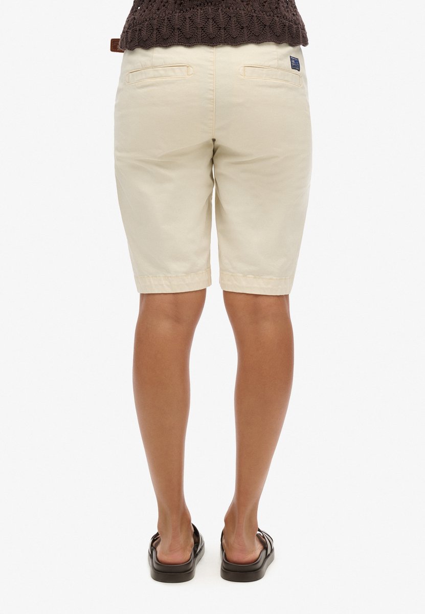 Superdry City chinoshort Dames Korte broeken Creme