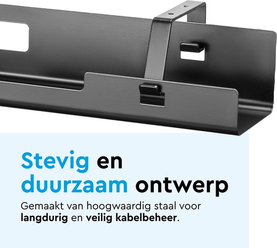 Close-up van een zwarte metalen kabelgoot met stevige constructie en openingen.