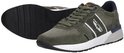 Groene PME Legend sneakers met witte accenten en donkerblauwe details. Met veters en rubberen zool.