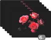 Placemat - Placemats kunststof - Rozen - Roze - Bloemen - Natuur - Zwart - 45x30 cm - 6 stuks - Hittebestendig - Anti-Slip - Onderlegger - Afneembaar