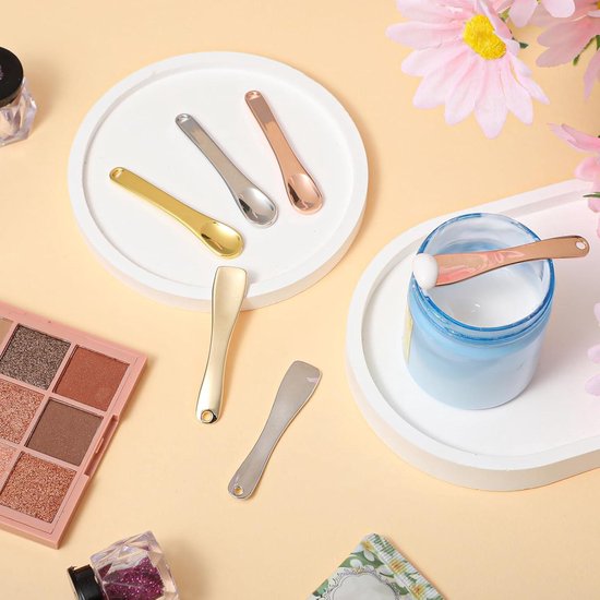 Set van 6 metalen make-up spatels en mini gezichtsspatels voor het hygiënisch aanbrengen van lotion, masker en crèmes, ideaal als huidverzorging accessoire — afbeelding 4