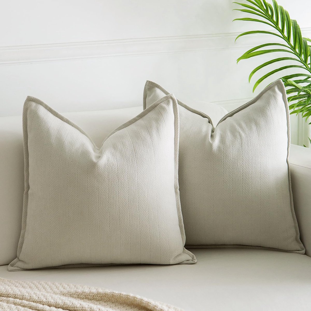 Ibenzoa Luxueuze Chenille Kussenhoezen Set van 2 - Tijdloze Elegantie voor Jouw Interieur beige