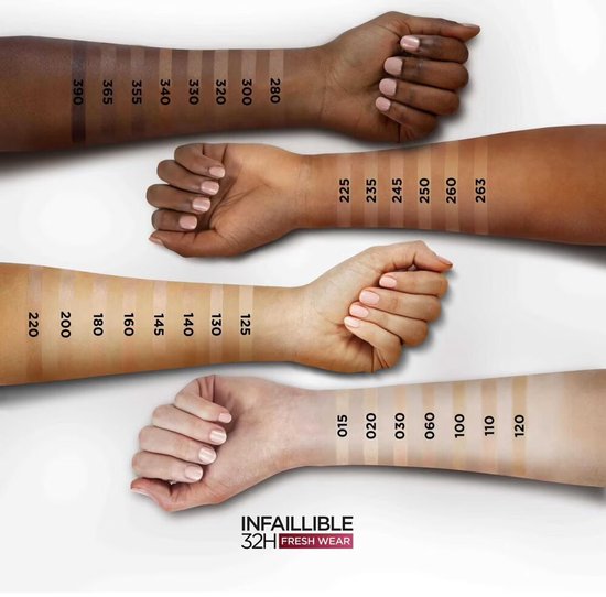 L’Oréal Paris Infaillible 32HR Fresh Wear Foundation - 260 - Langhoudende Foundation met SPF 25 en Vitamine C - 30ML