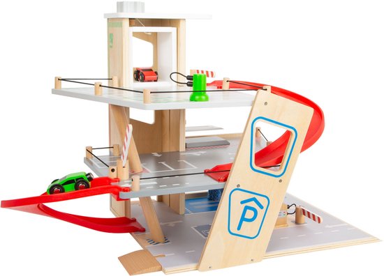 Small Foot houten garage met wasstraat