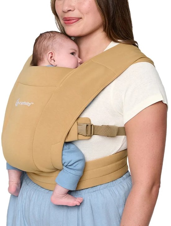 Ergobaby Baby Draagzak Embrace Camel - ergonomische draagzak vanaf geboorte