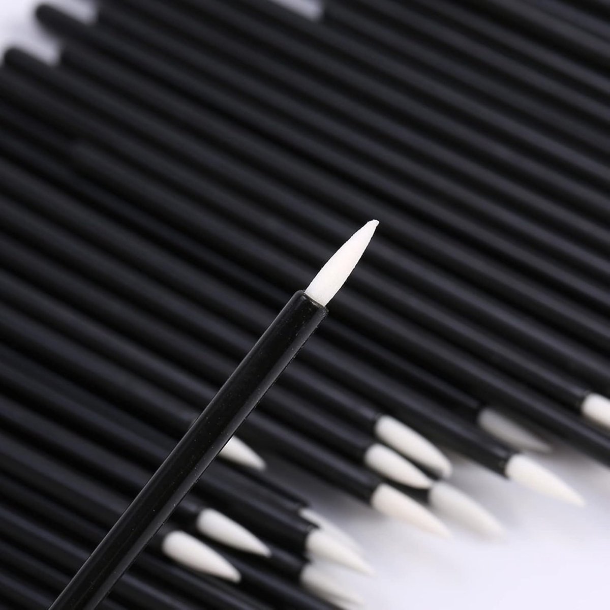 Dailygoods- Eyeliner Borstel - 50 stuks/set - Make-up Tool - Wegwerp Applicator - Professioneel Gebruik - Kunststof Handgreep - Zachte Vezels - Make-u