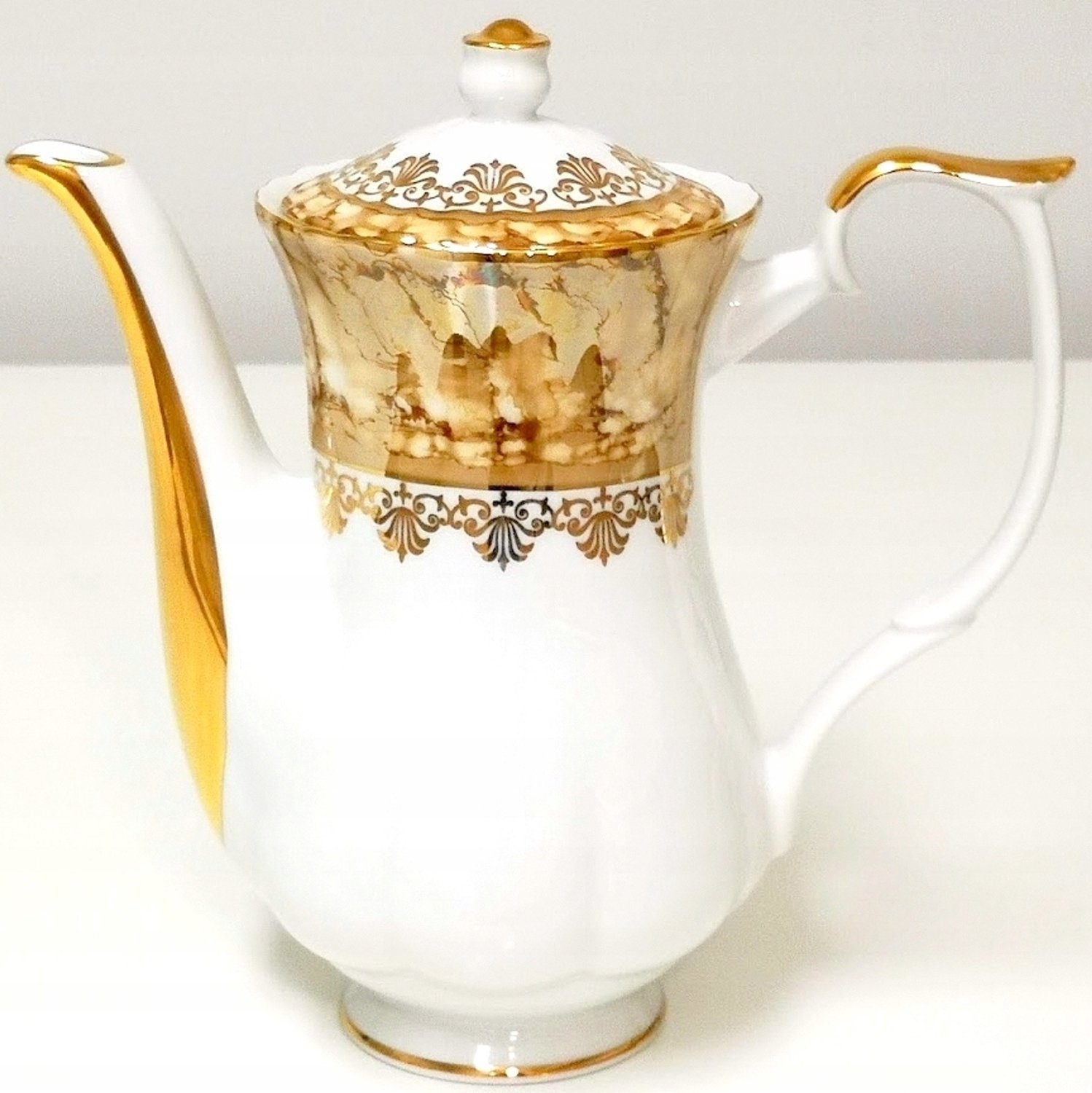 Merkloos Porseleinen Theepot 1.2L - Elegant Ontwerp