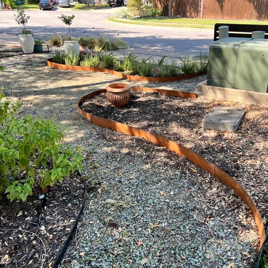Cortenstaal Landschapsranden-4.5" H X 40" L Metalen Tuinrand-33FT-Landschap Gazonranden 10 Stks-No-Graven Hamer Heavy Duty Stalen Rand-Buigbare Grensstroken voor Gazon Yard GJWCVL-10 Clips — afbeelding 2