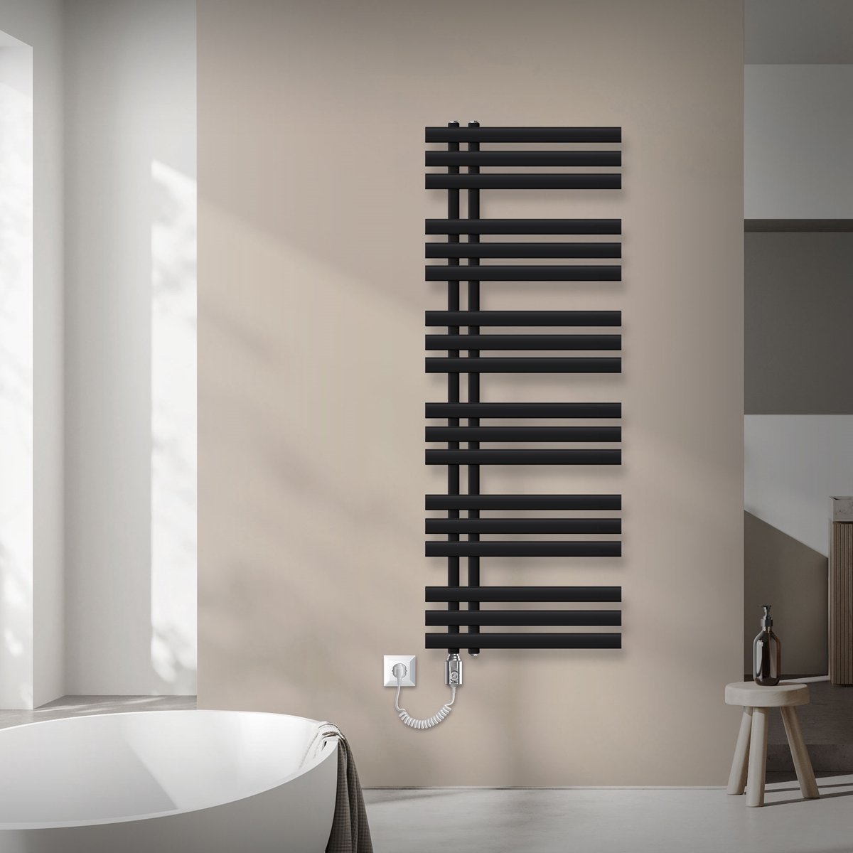 LuxeBath elektrische badkamerradiator Iron EM 500x1400 mm mat zwart met verwarmingsstaaf 1200W en thermostaat handdoekverwarming met verwarmingselement elektrische handdoekdroger paneelradiator