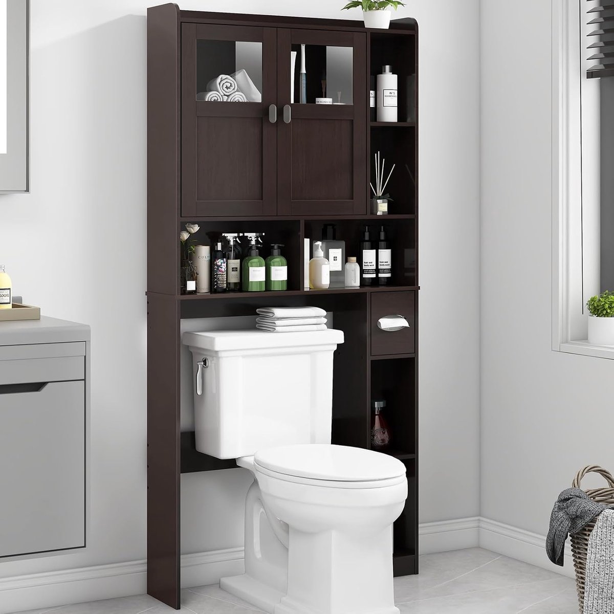 Wasmachinekast met glazen deuren en lade voor toilet