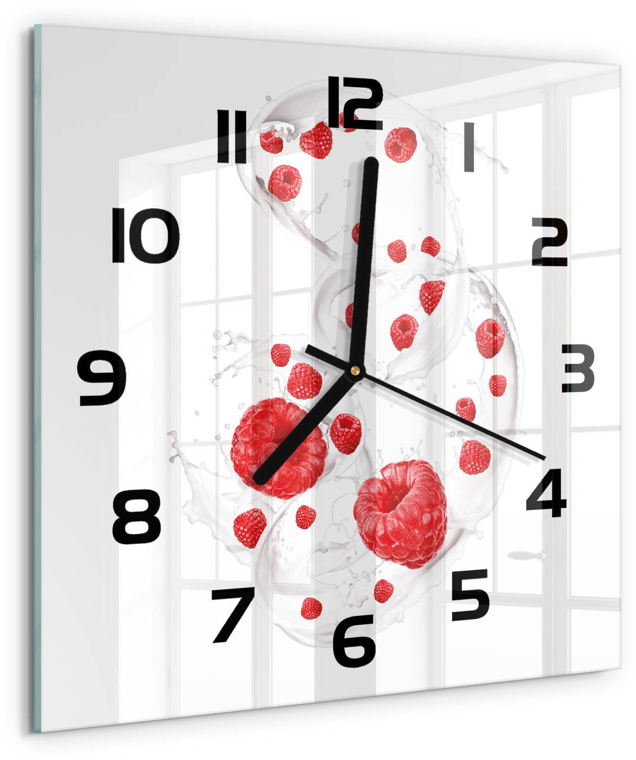TULUP Wandklok - Frambozen met melk Gekleurde Glazen Klok - 30x30 cm - Rood Glazen Klok Met Print - Zwarte handen - Vierkante Klok - Moderne Wandklok Glas - Wandklok Glas Decoratie