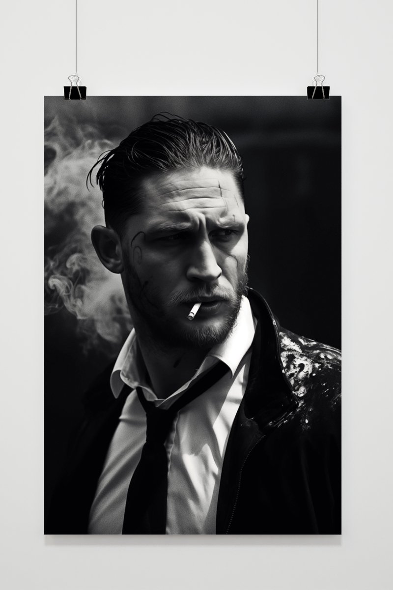 Tom Hardy Poster - Zwart Wit - Noir Effect - Amerikaanse acteur - Venom - Film - posters - formaat 70x100cm - Wanddecoratie - L1268WV