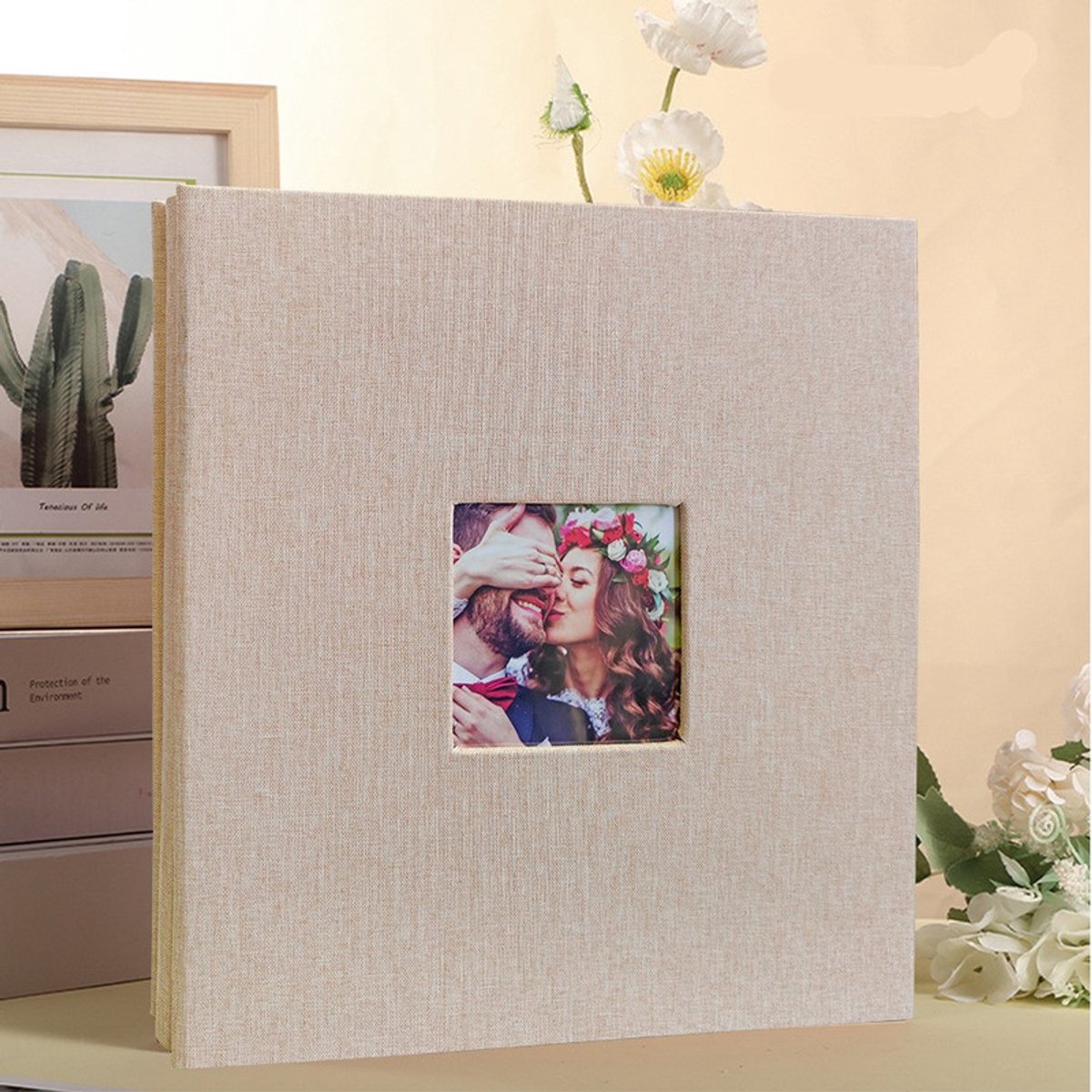 Beige zelfklevend fotoalbum — Linnen kaft — Hoogwaardig herinneringsalbum — Zelfklevend/met beschermfolie (doe-het-zelf) — Perfect voor het bewaren van dierbare herinneringen aan familie, bruiloften, reizen en baby's — (260 x 280 mm)