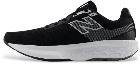 Zwarte New Balance 520 sportschoen met witte zool en grijze accenten.