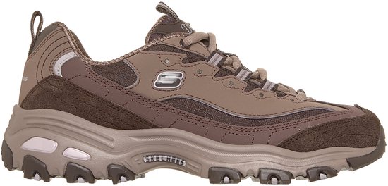 Zijaanzicht van bruine Skechers D'Lites sneakers met taupe suède en mesh accenten en een dikke witte zool.