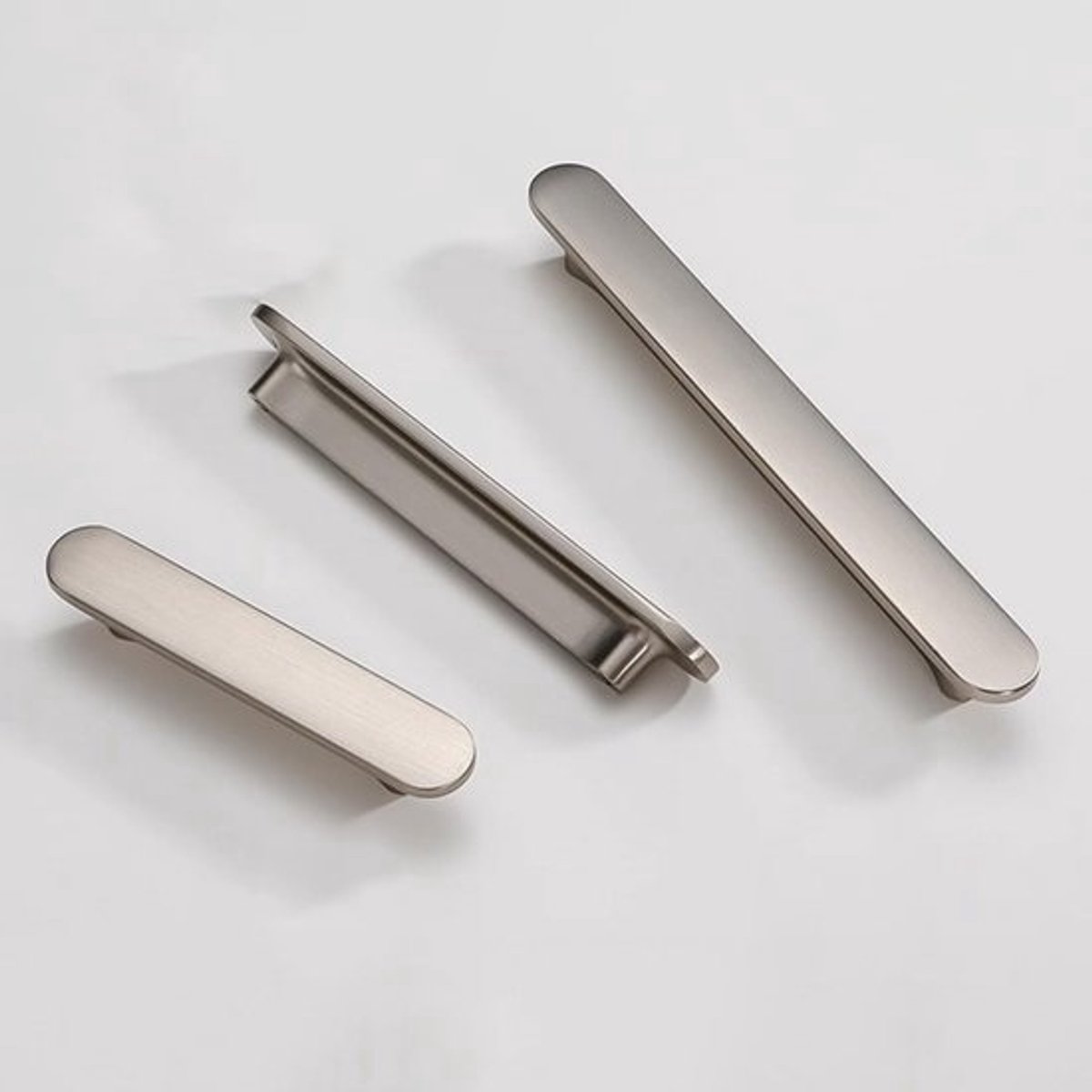 Set van 6 Keuken- en Meubelgrepen in Geborsteld Nikkel, 96mm Gatafstand, Modern Design voor Kasten en Lades