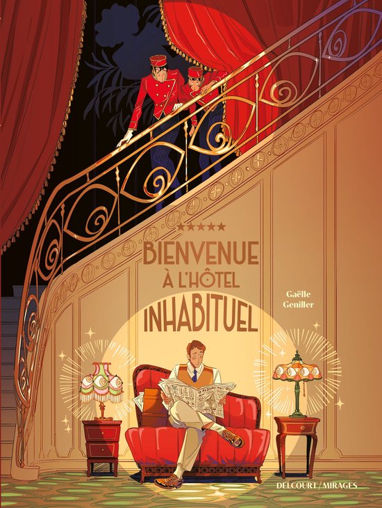 Couverture de BD: Un homme lit un journal sur un canapé rouge entre deux lampes, avec deux grooms dans l'escalier. Titre: Bienvenue à l'hôtel inhabituel.