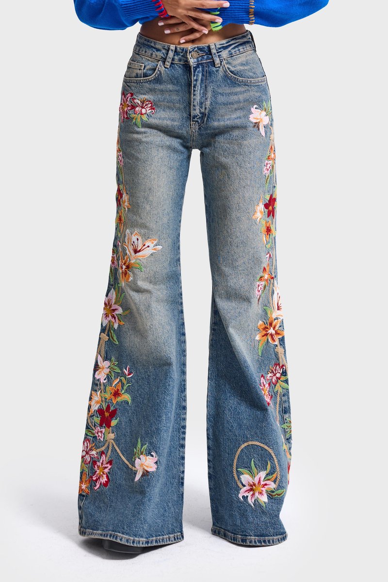 It's Basic - EMBROIDERY FLARE MID RISE JEANS - ROYAL BLUE